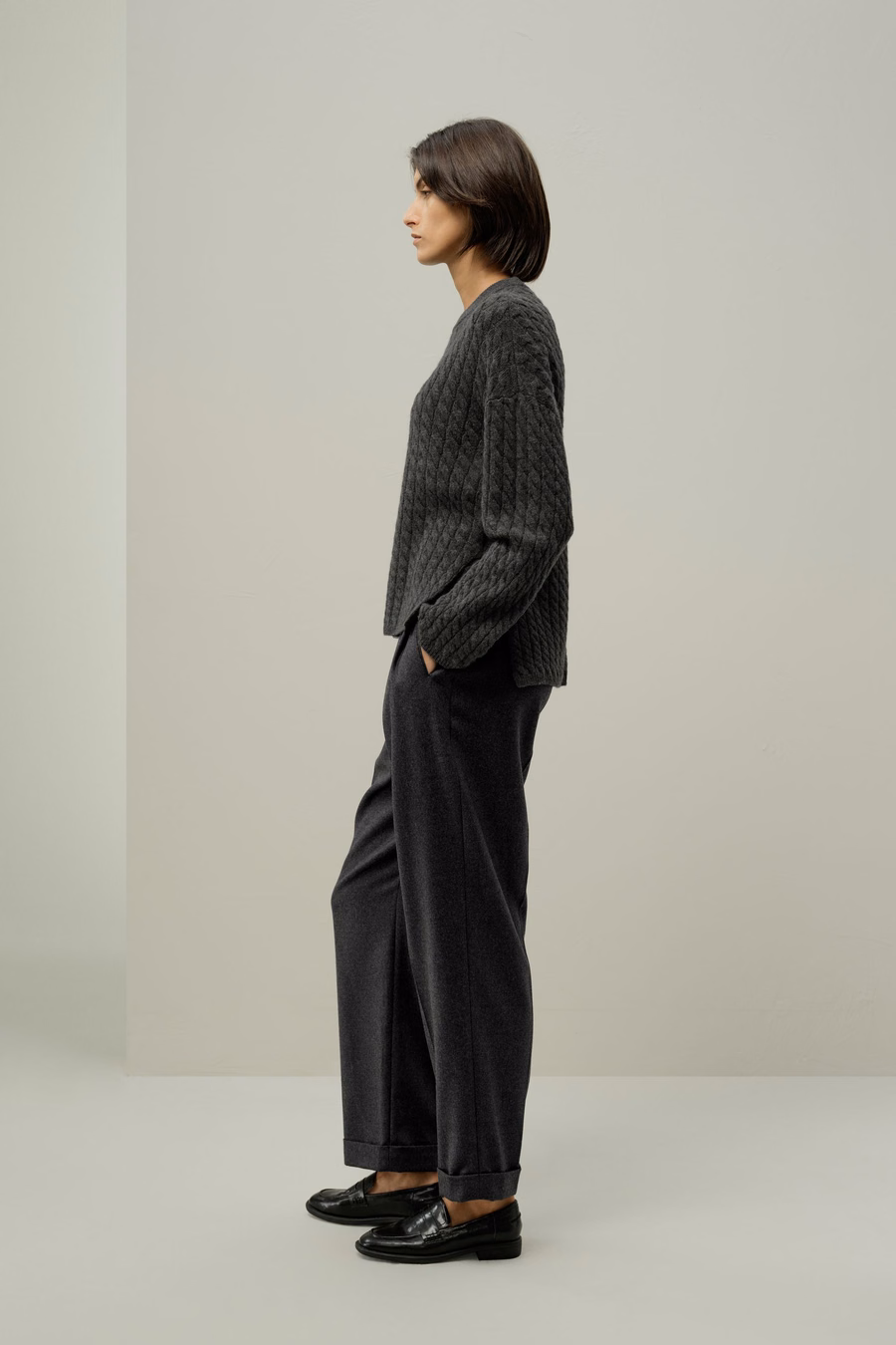Maglione in cashmere a treccia con scollo rotondo