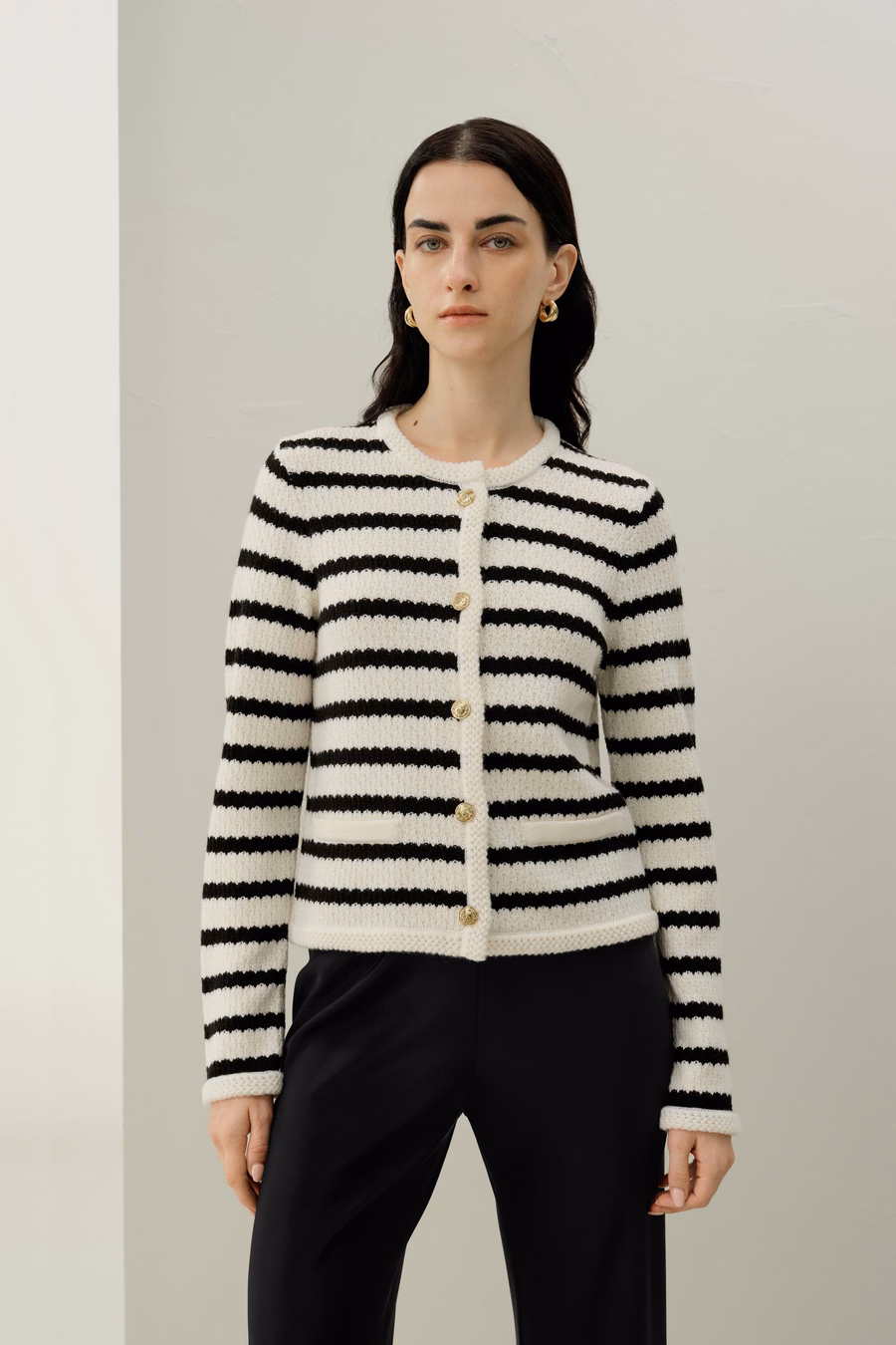 Cardigan in lana lavorato a maglia a righe
