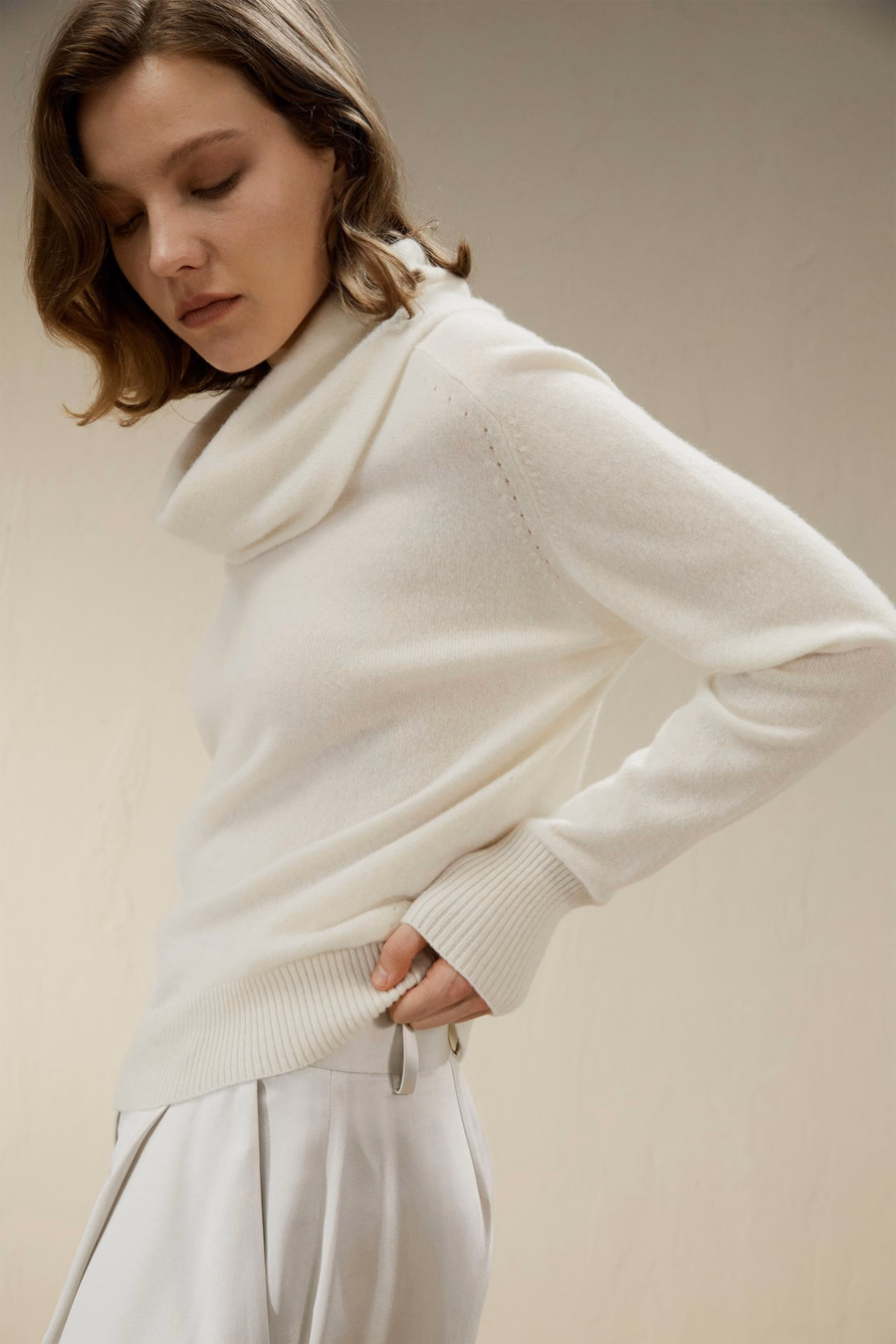 Maglione con colletto a dolcevita in cashmere