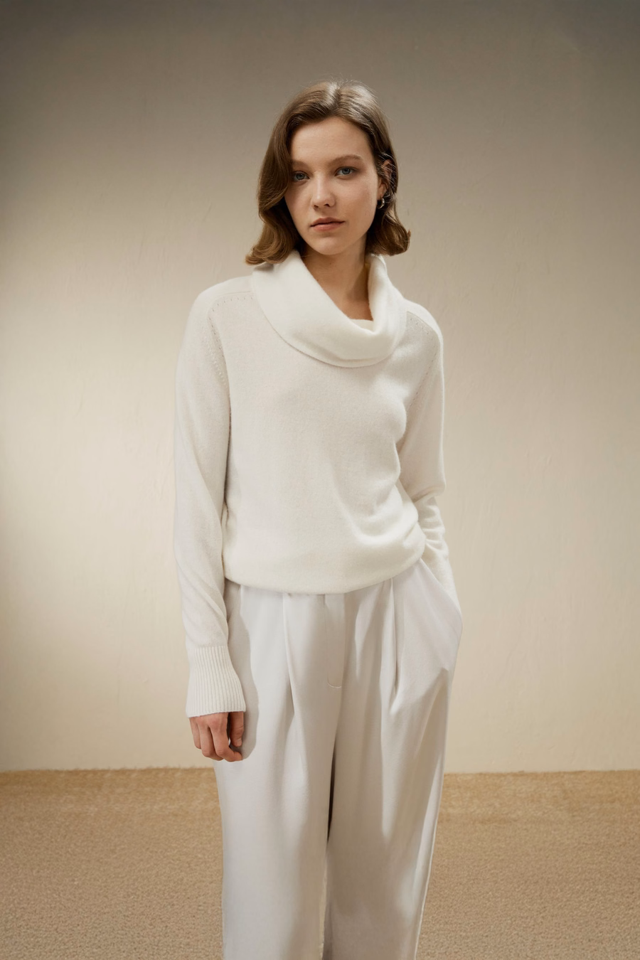 Maglione con colletto a dolcevita in cashmere