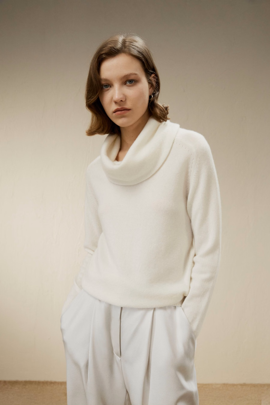 Maglione con colletto a dolcevita in cashmere