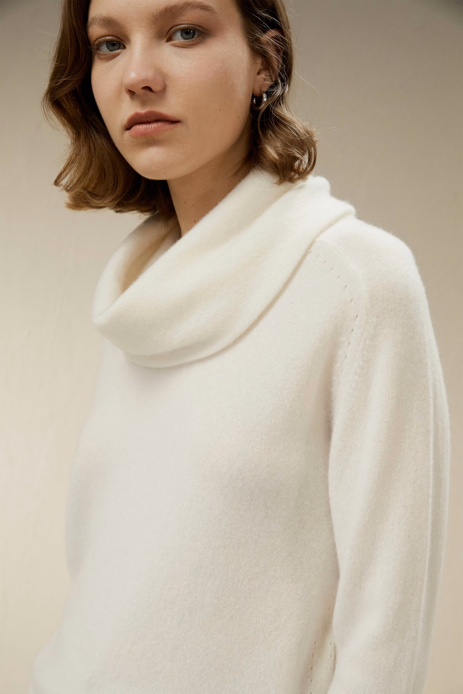 Maglione con colletto a dolcevita in cashmere