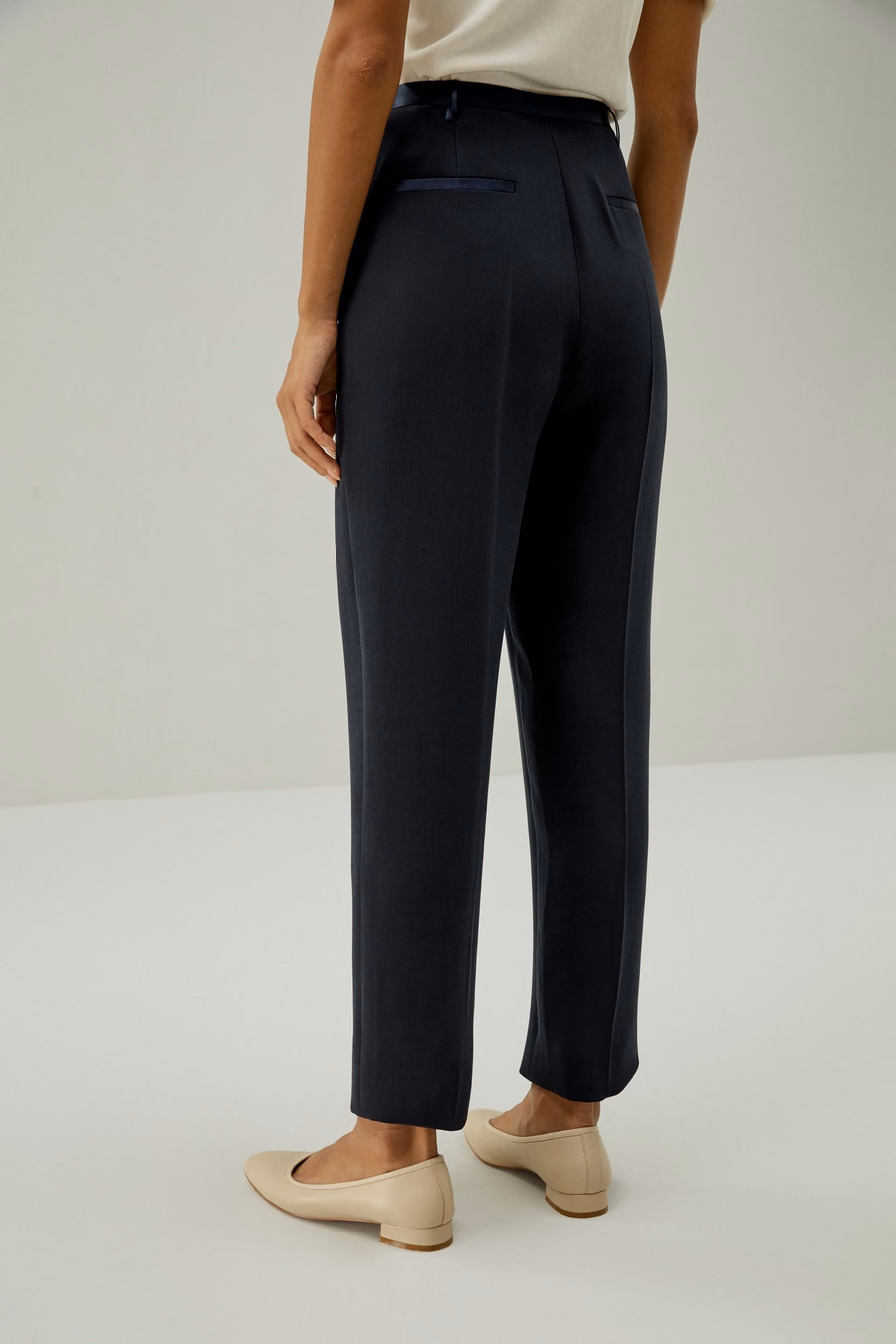 Pantaloni alla caviglia slim-fit e regolabili di classe