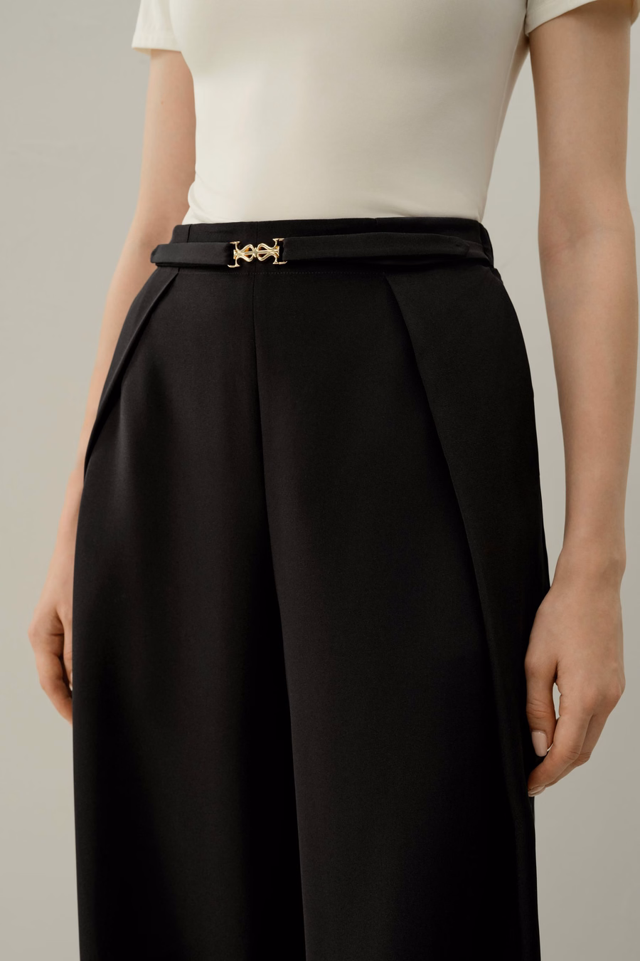 Pantaloni a gamba larga in crepe pesante elastico