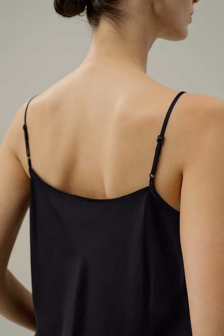 Camisola in seta con pizzo