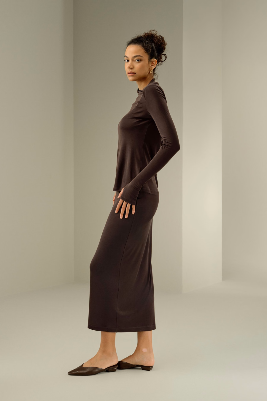 Maglia Slim Fit in Jersey di Seta con Maniche Lunghe