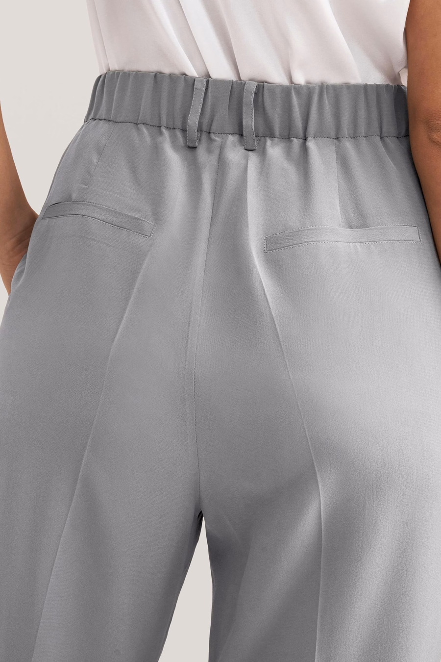 Pantaloni in Seta Tapered Con Inserto