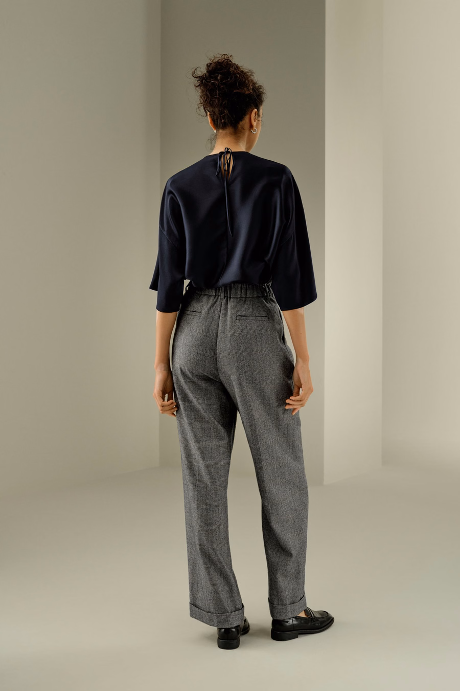 Pantaloni da completo in flanella di lana a gamba larga