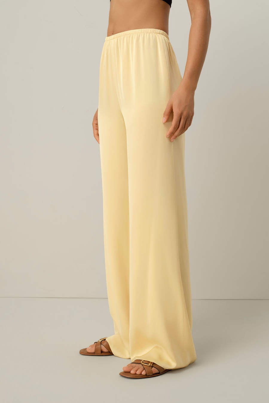 Pantaloni dritti in georgette di seta elasticizzata