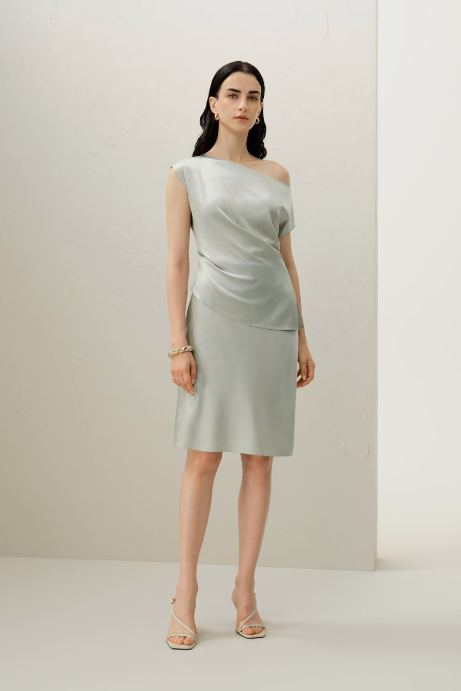 Top Asimmetrico in Charmeuse Stretch