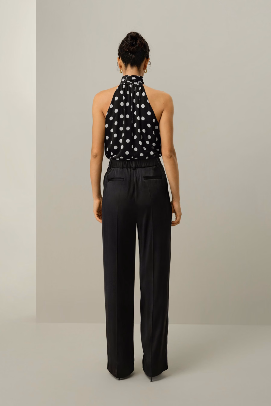 Top in seta georgette convertibile a pois