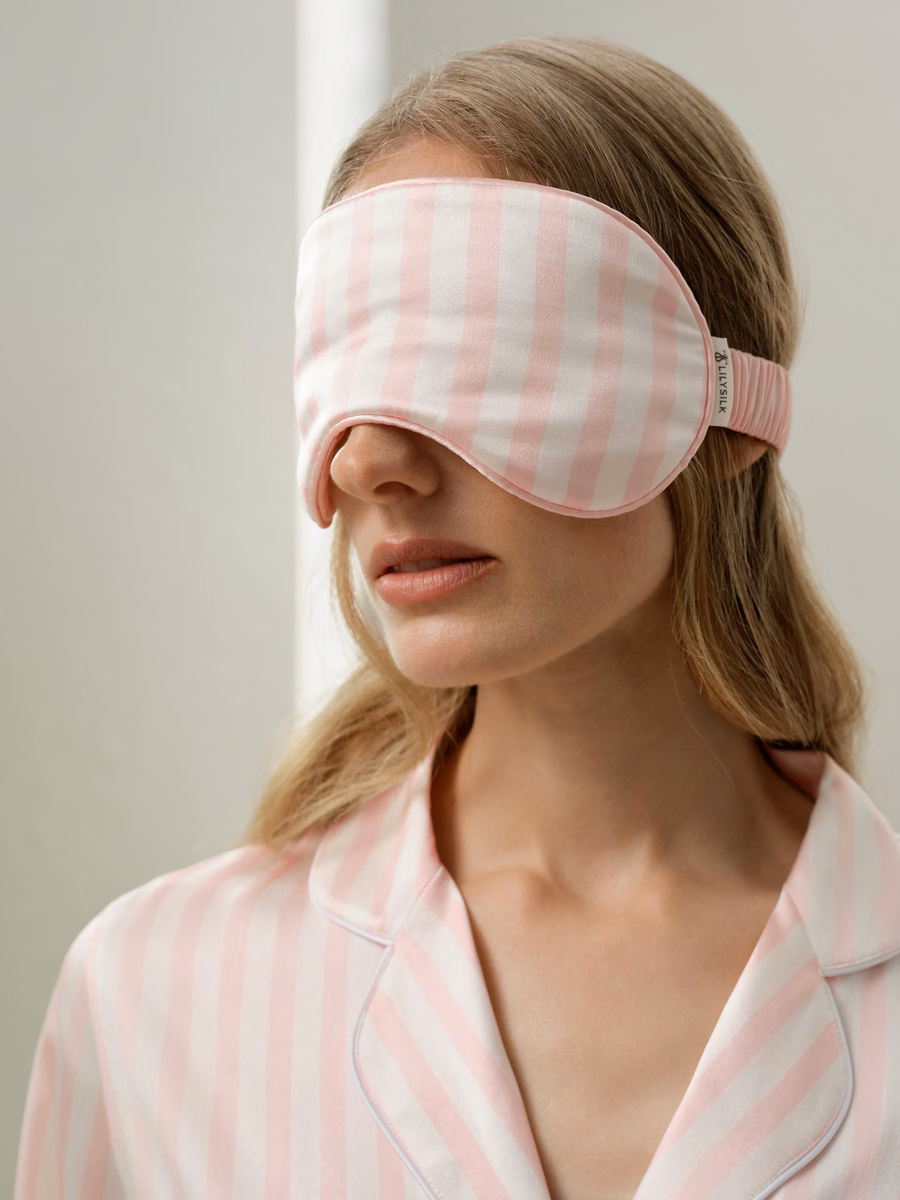 Maschera da notte in Charmeuse a righe